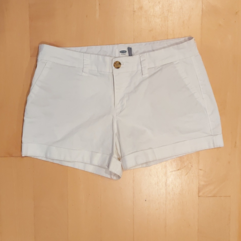 Old Navy White Cotton Shorts Size 2